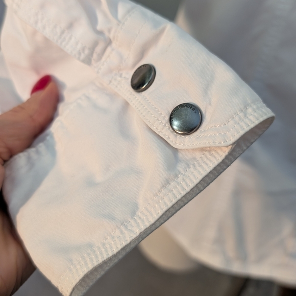 Eddie Bauer Women’s 100% Cotton White Shirt Button-Up Size M - Picture 8 of 16